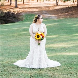 Essence of Australia Wedding Gown
